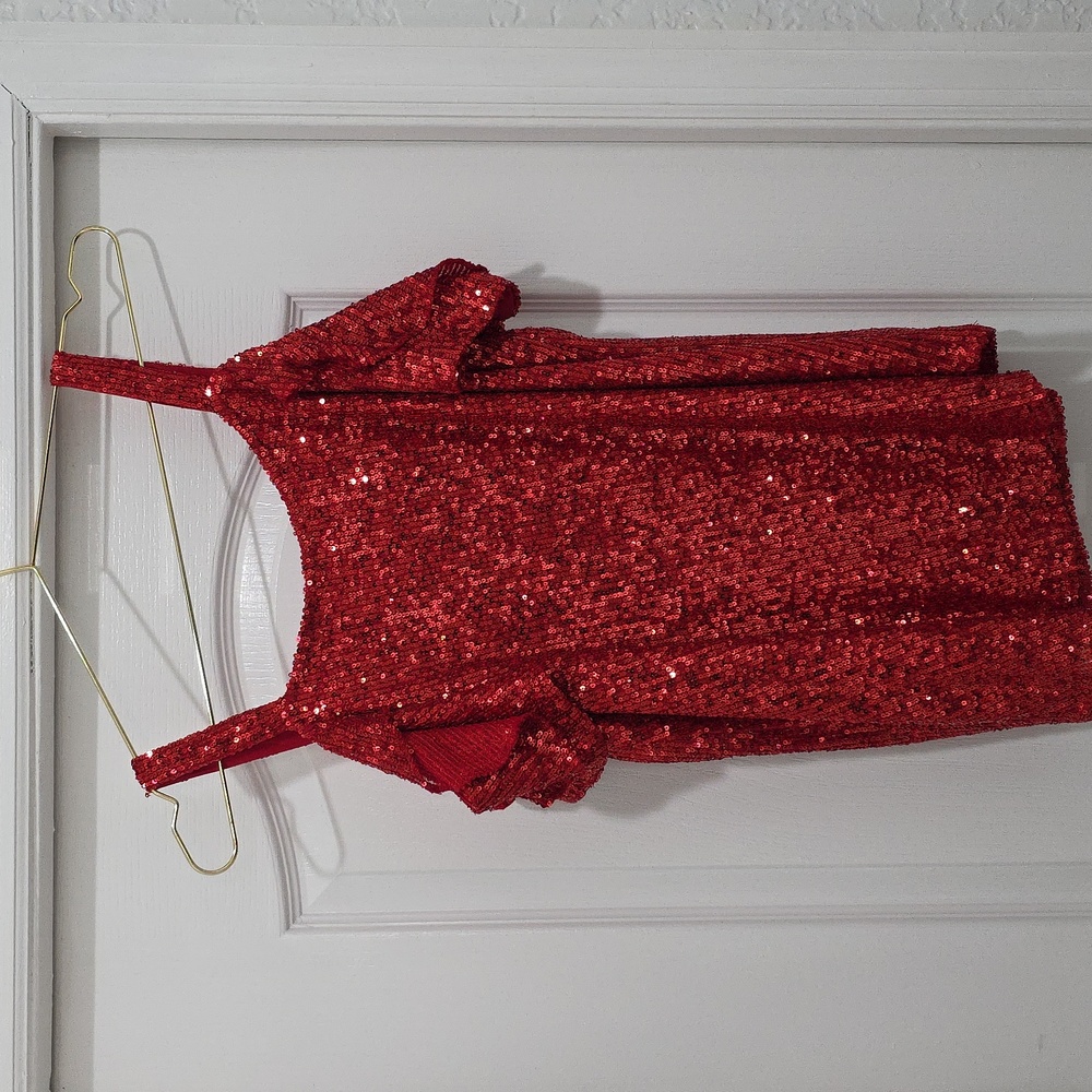 NWT Red Sequin Ruffle Top - Picture 3 of 4